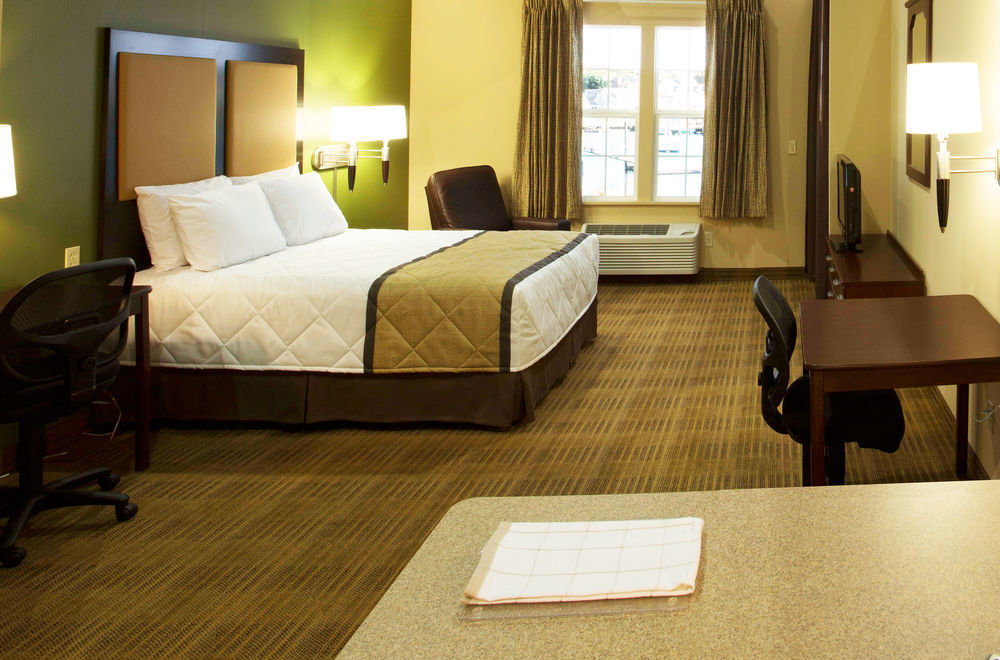 เอ็กซ์เทนด์ สเตย์ อเมริกา บลูแอช รีด ฮาร์ตแมน Hotel ภายนอก รูปภาพ